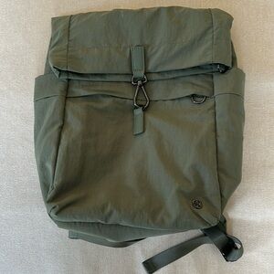 LULULEMON Backpack Olive Green Medium